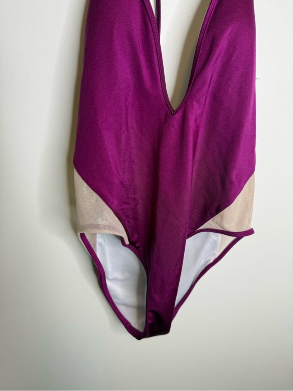 PINK Victoria's Secret Magenta Halter One-Piece Swimsuit with Cream Insets NWT - Picture 2 of 7